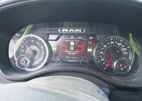 2021 Ram 1500 Big Horn 4X4 6'4 Box из США, поврежденный, VIN 1C6SRFMT2MN547180